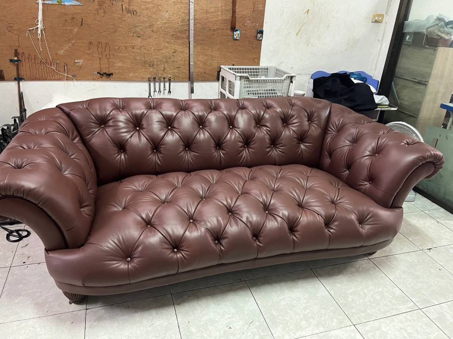 19 - https://เปลี่ยนหนังเปลี่ยนผ้าโซฟา.com | รับซ่อมโซฟา เต็งหนึ่งเฟอร์นิเจอร์ รับซ่อมโซฟา รับเปลี่ยนหนังโซฟา รับเปลี่ยนผ้าโซฟาทุกชนิดทุกรูปแบบ รับซ่อมโซฟาหลุยส์ รับเปลี่ยนผ้าโซฟาหลุยส์ เก้าอี้หลุยส์ เก้าอี้หนังเทียม หนังแท้ ทุกชนิดทุกรูปแบบ