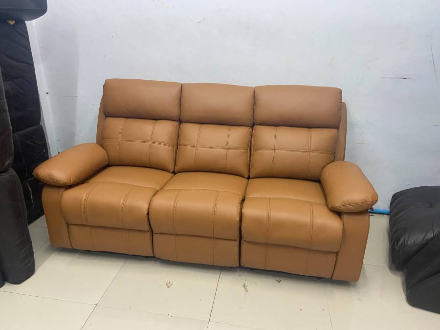 2 - https://เปลี่ยนหนังเปลี่ยนผ้าโซฟา.com | รับซ่อมโซฟา เต็งหนึ่งเฟอร์นิเจอร์ รับซ่อมโซฟา รับเปลี่ยนหนังโซฟา รับเปลี่ยนผ้าโซฟาทุกชนิดทุกรูปแบบ รับซ่อมโซฟาหลุยส์ รับเปลี่ยนผ้าโซฟาหลุยส์ เก้าอี้หลุยส์ เก้าอี้หนังเทียม หนังแท้ ทุกชนิดทุกรูปแบบ