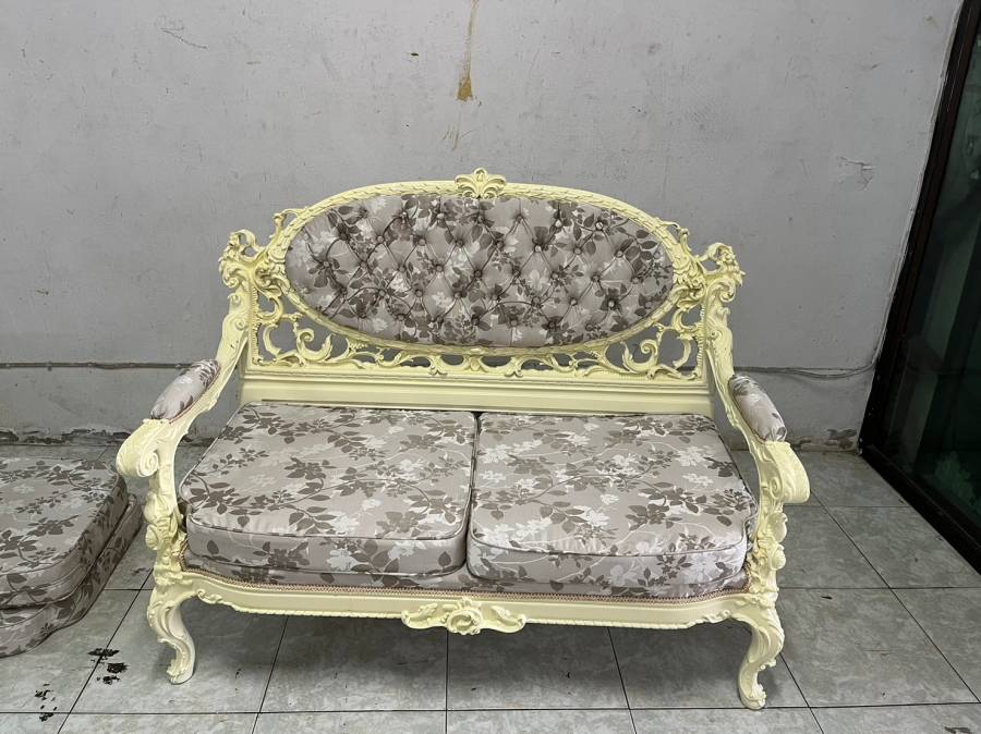 32 - https://เปลี่ยนหนังเปลี่ยนผ้าโซฟา.com | รับซ่อมโซฟา เต็งหนึ่งเฟอร์นิเจอร์ รับซ่อมโซฟา รับเปลี่ยนหนังโซฟา รับเปลี่ยนผ้าโซฟาทุกชนิดทุกรูปแบบ รับซ่อมโซฟาหลุยส์ รับเปลี่ยนผ้าโซฟาหลุยส์ เก้าอี้หลุยส์ เก้าอี้หนังเทียม หนังแท้ ทุกชนิดทุกรูปแบบ